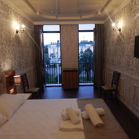 Melini Boutique Hotel Batumi Esterno foto